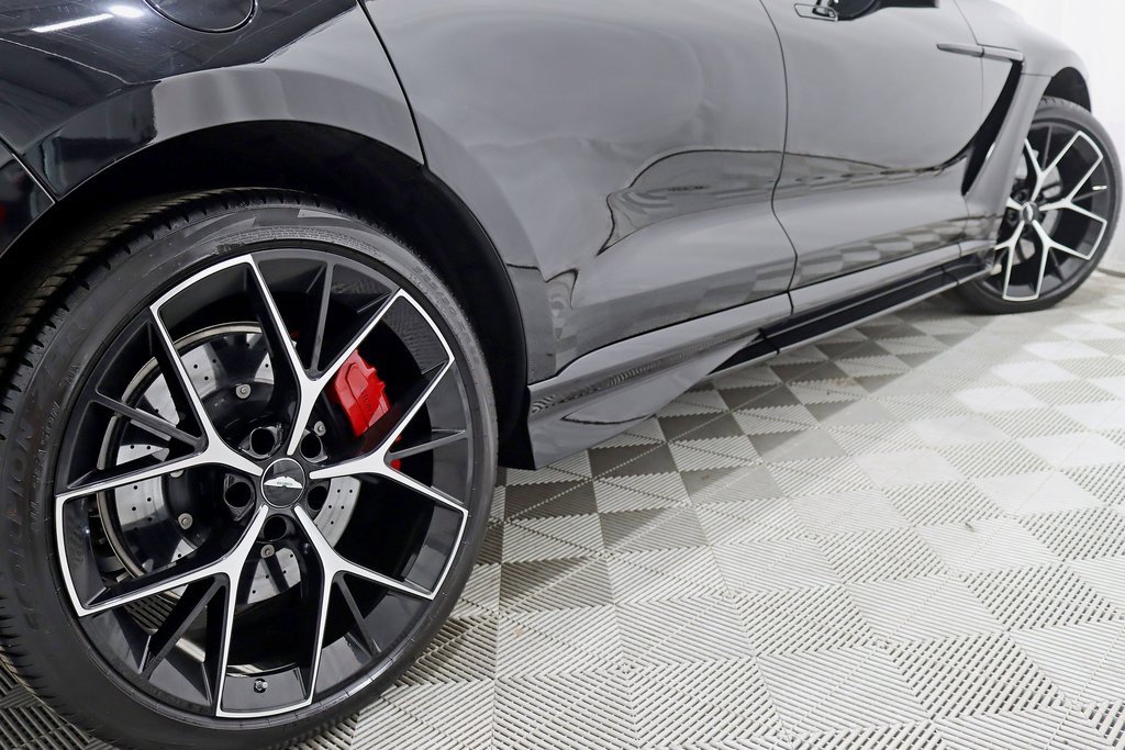 Used 2024 Aston Martin DBX 707 image 12