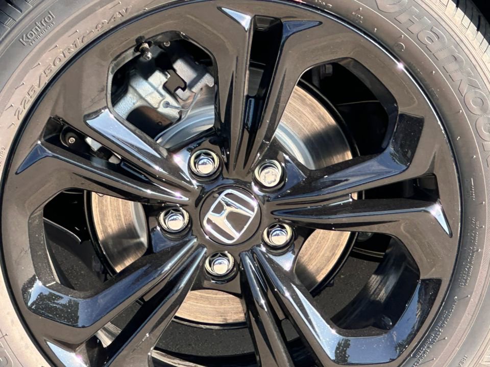 New 2025 Honda Accord SE image 6