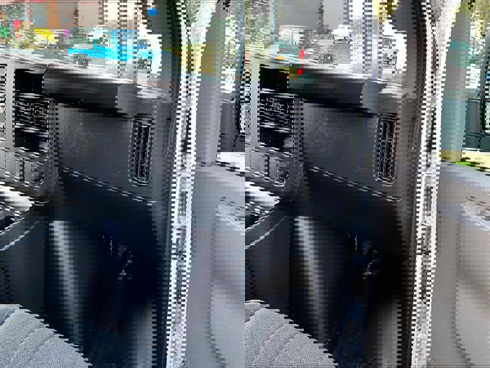 Used 2024 Chevrolet Express 2500 w/ Driver Convenience Package image 13