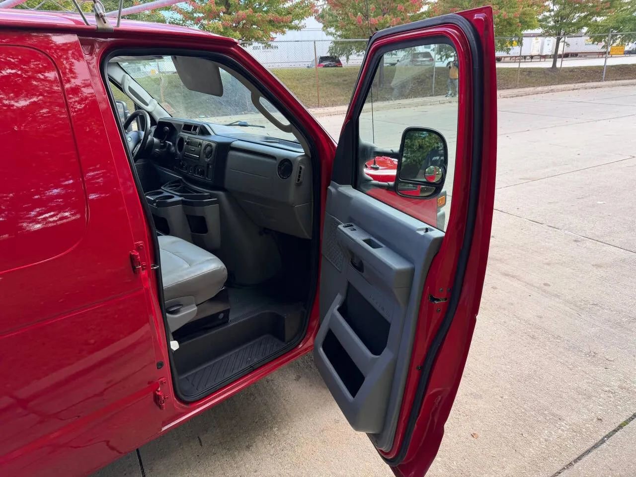 Used 2013 Ford E-250 and Econoline 250 w/ Commercial Cargo Van Pkg image 17