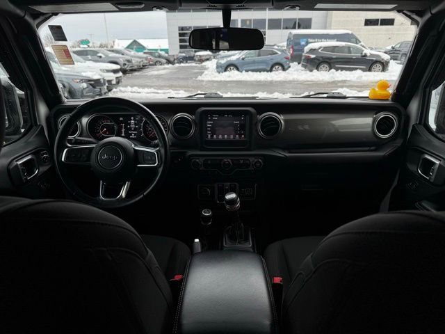 Used 2018 Jeep Wrangler Unlimited Sahara image 23