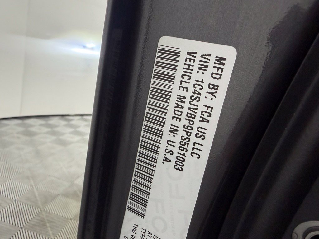 Used 2023 Jeep Wagoneer Series II AWD/4WD image 25