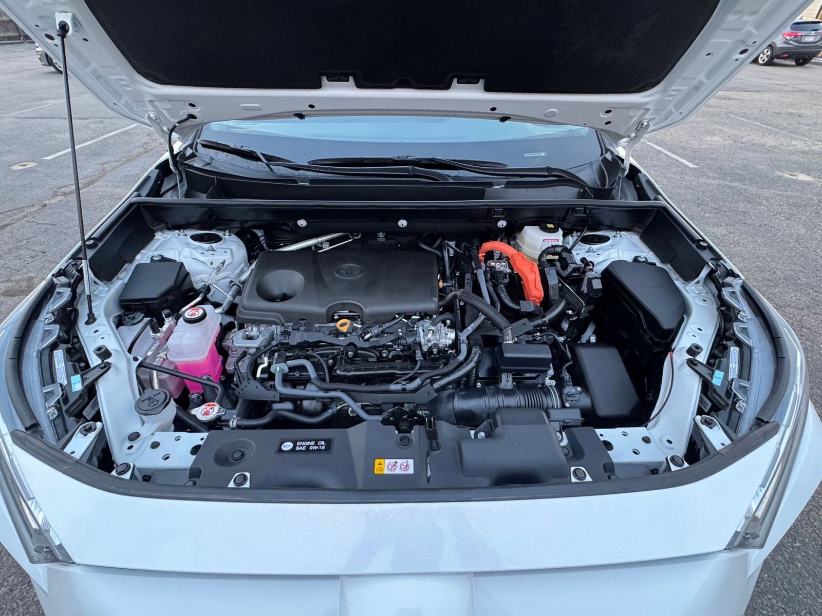 Used 2025 Toyota RAV4 LE image 31