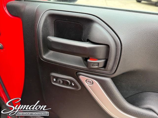 Used 2017 Jeep Wrangler Unlimited Sahara w/ Dual Top Group image 23