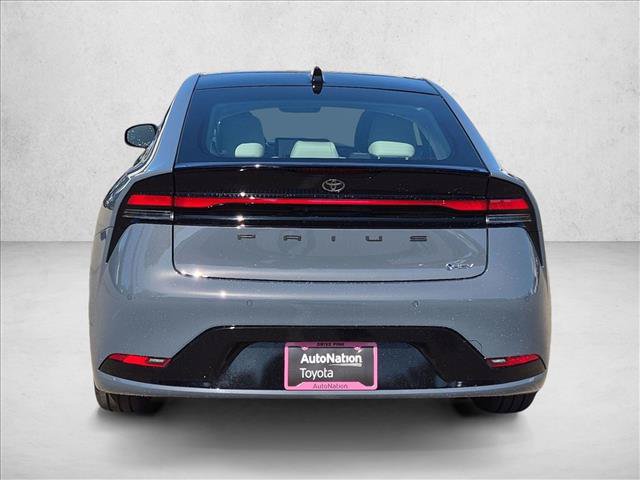 New 2027 Toyota Prius XLE FWD image 8
