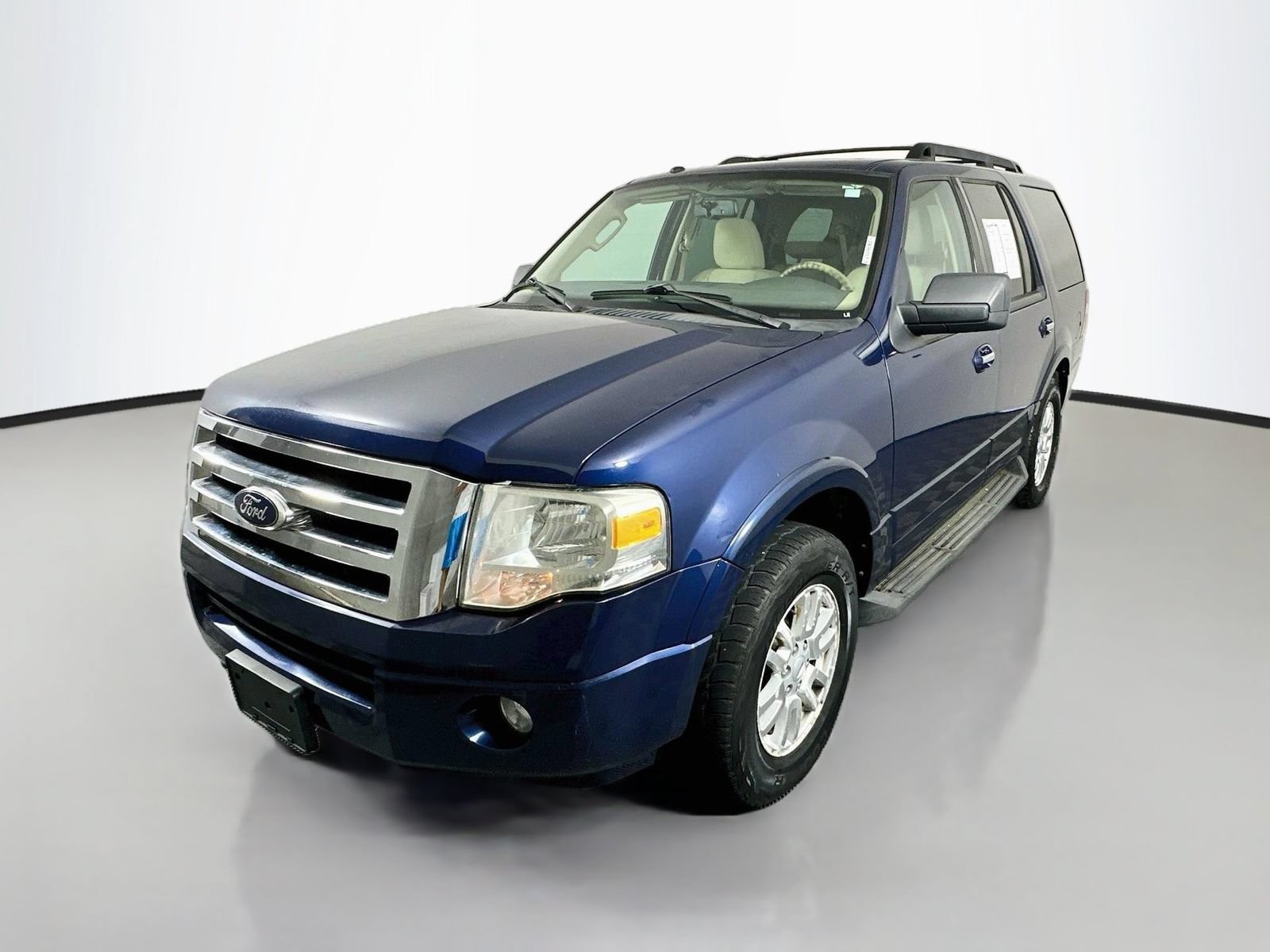 Used 2011 Ford Expedition XLT w/ HD Trailer Tow Pkg AWD/4WD image 3