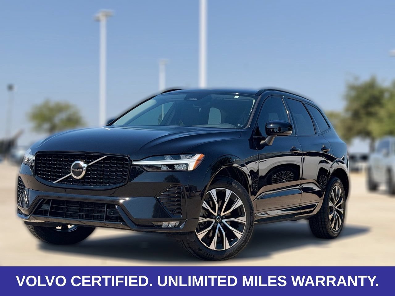 Certified 2024 Volvo XC60 B5 Core AWD/4WD image 3