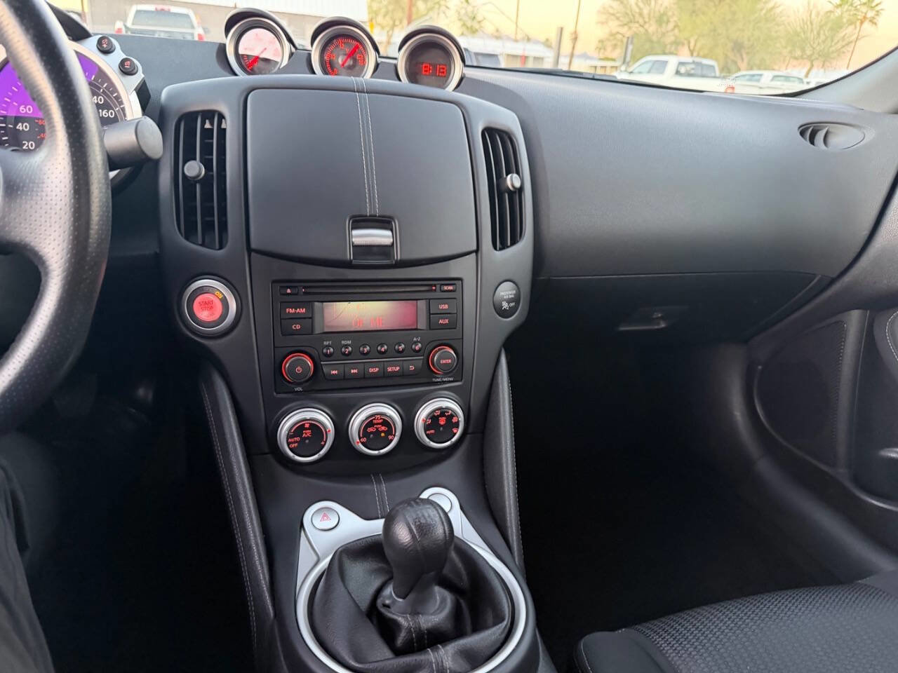 Used 2019 Nissan 370Z Coupe image 21