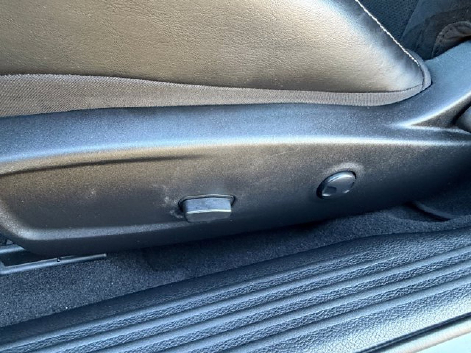 Used 2023 Dodge Challenger R/T w/ T/A Package image 12