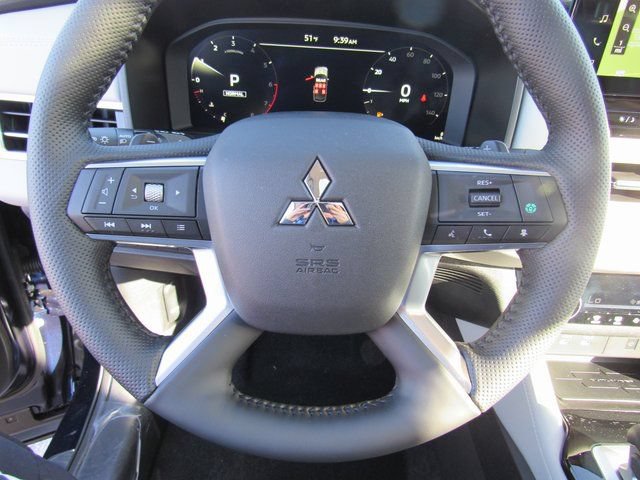 New 2026 Mitsubishi Outlander SE FWD image 20