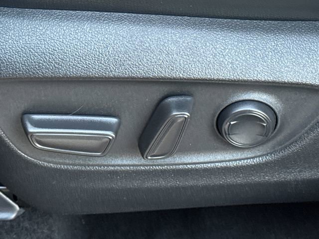 Used 2025 Toyota Highlander XSE image 22