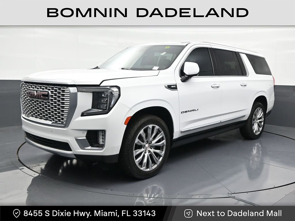 Used 2022 GMC Yukon XL Denali w/ Denali Premium Package image 1