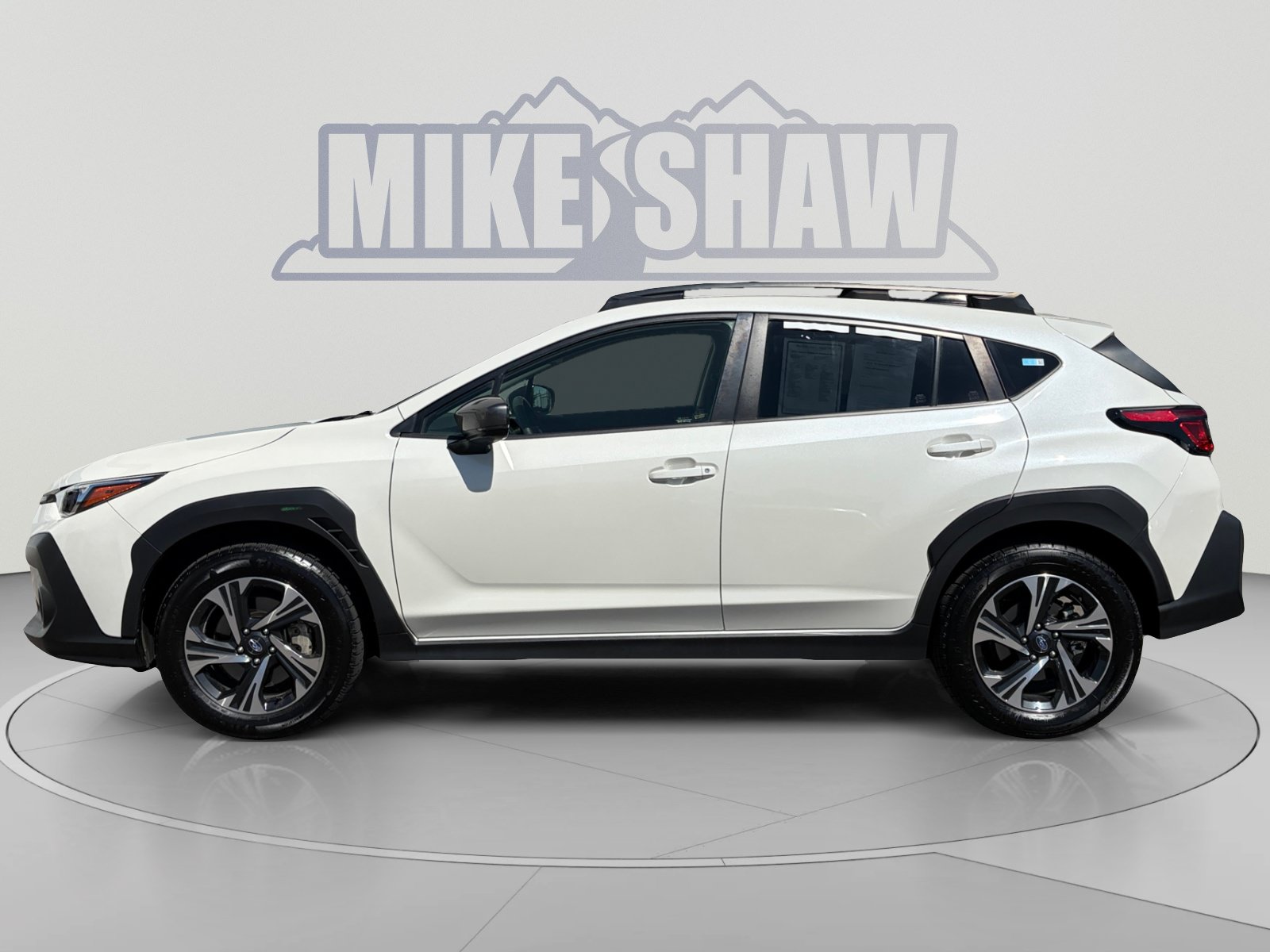 Used 2024 Subaru Crosstrek 2.0i Premium w/ Crosstrek Mirror Package AWD/4WD image 2