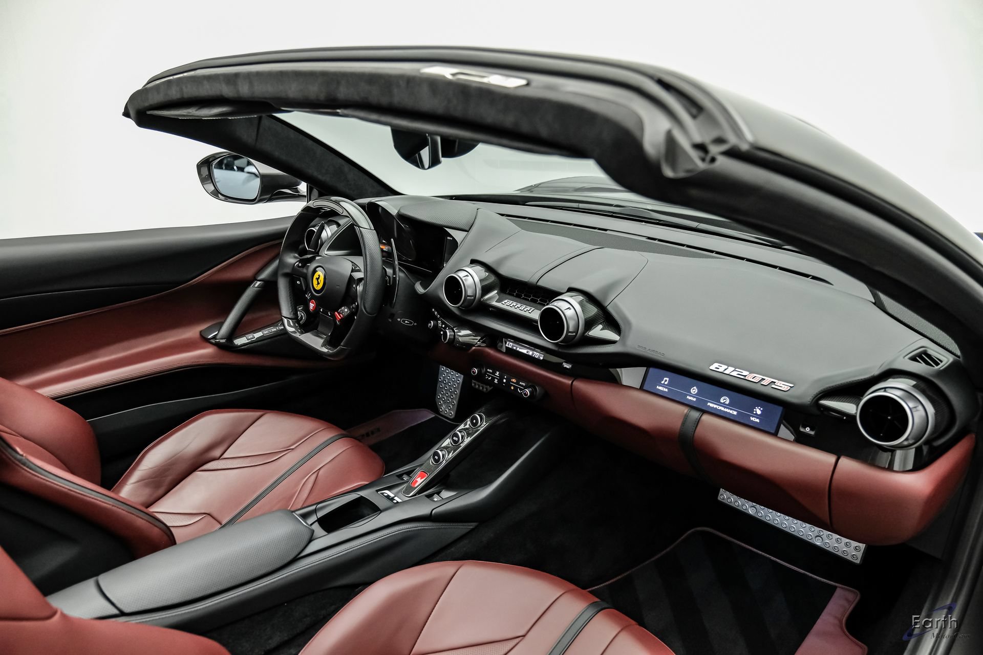 Used 2023 Ferrari 812 GTS RWD image 58