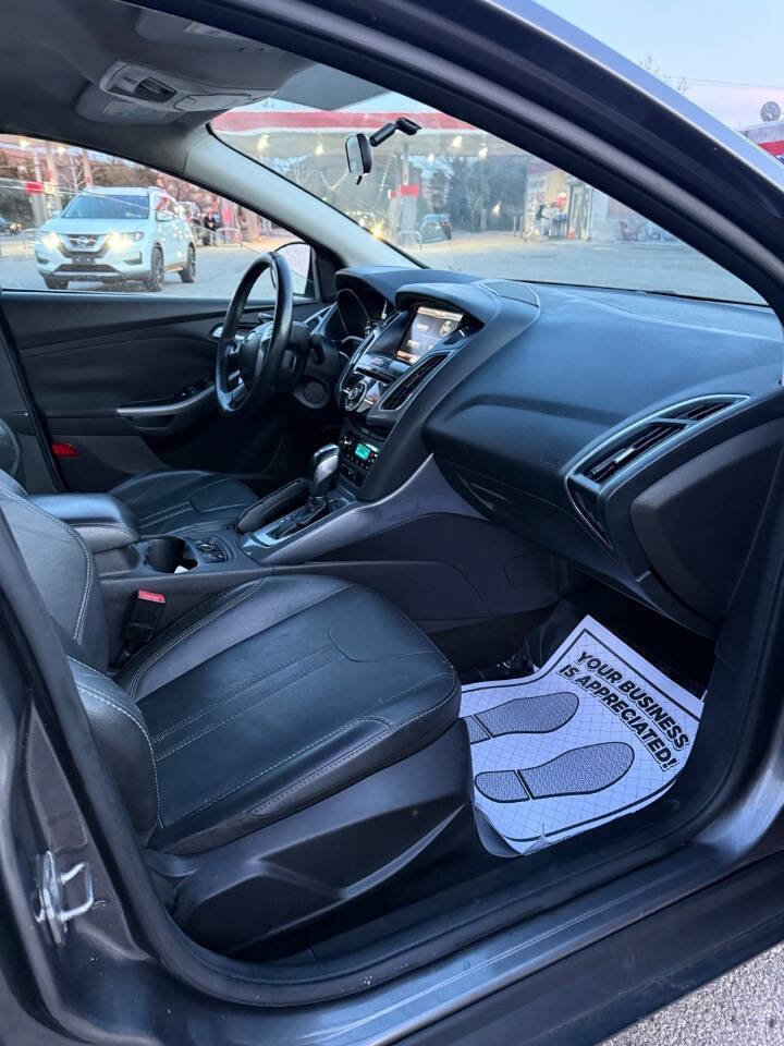 Used 2013 Ford Focus Titanium image 7