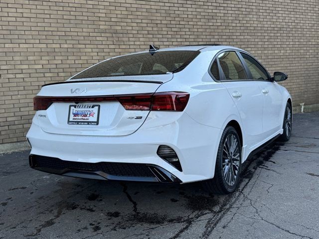 Used 2023 Kia Forte GT-Line w/ GT-Line Premium Package image 16