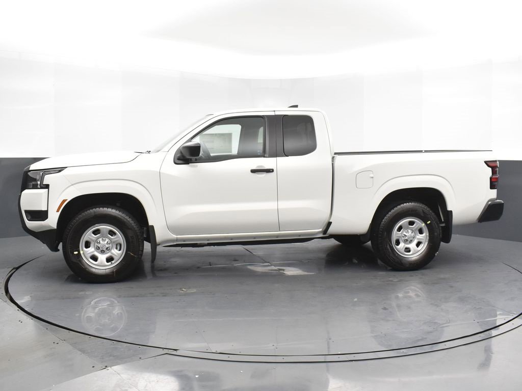 New 2025 Nissan Frontier S image 3