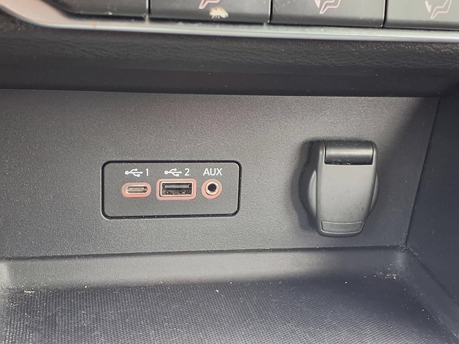 Used 2023 Nissan Sentra SV FWD image 9