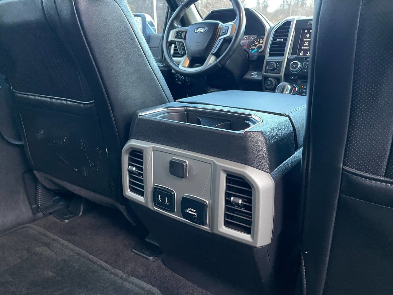 Used 2017 Ford F150 Lariat image 31