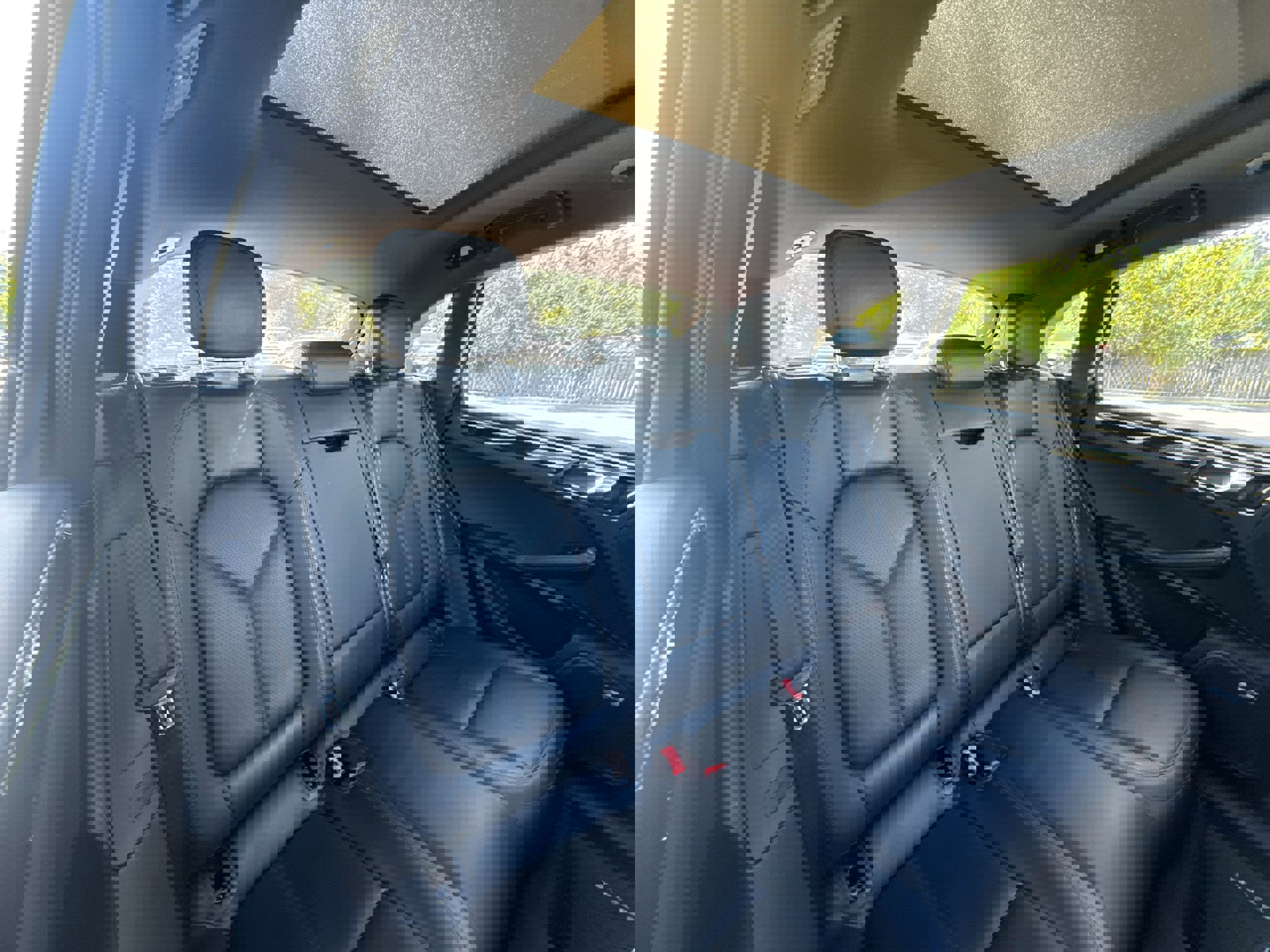 Used 2019 Porsche Macan w/ Premium Package Plus image 28