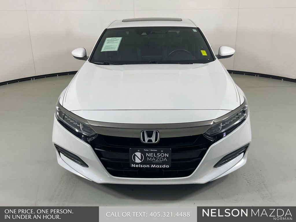 Used 2019 Honda Accord Sport image 2