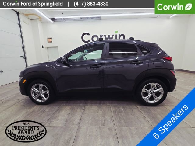 Used 2023 Hyundai Kona SEL FWD image 2