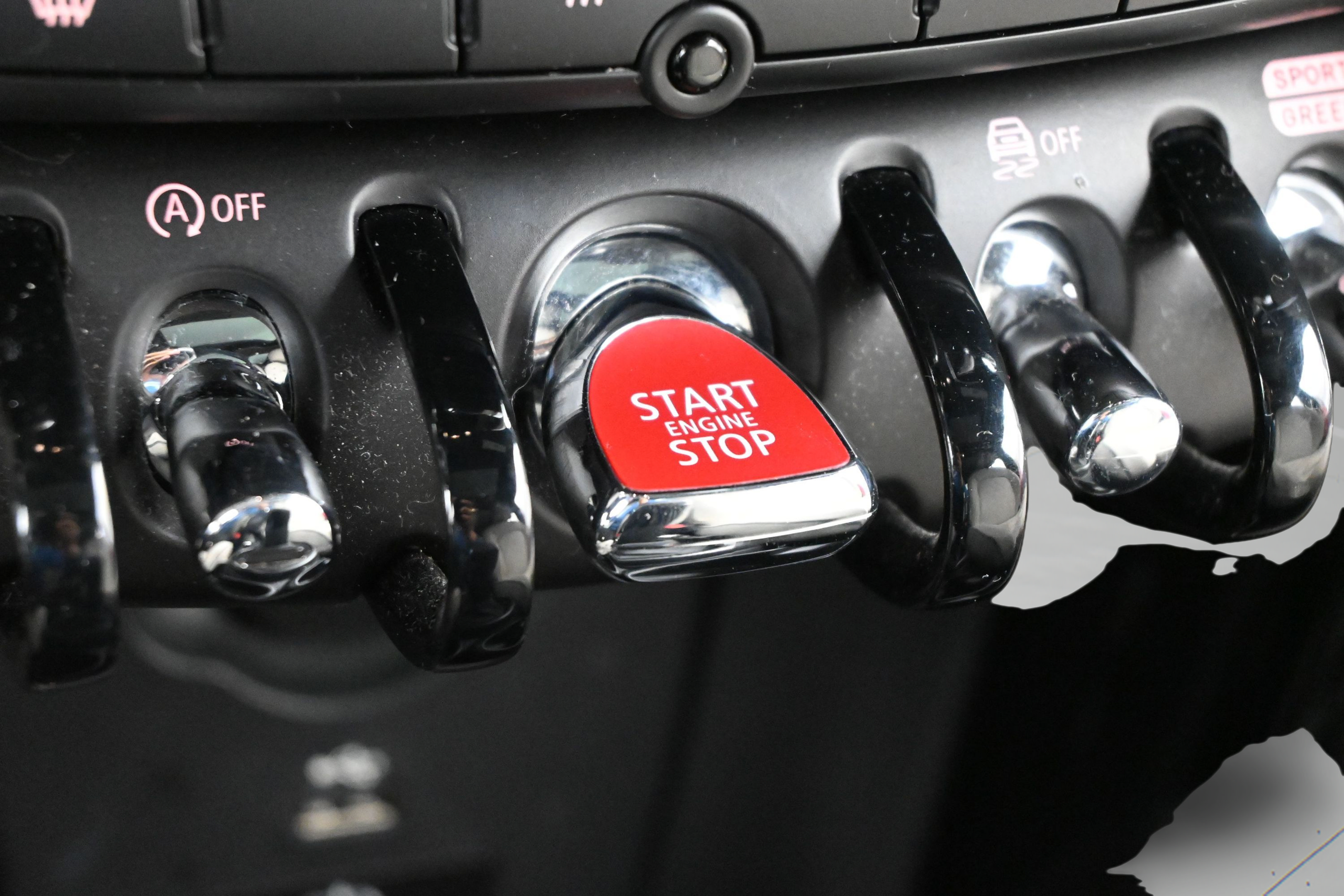 Used 2024 MINI Cooper S FWD image 20