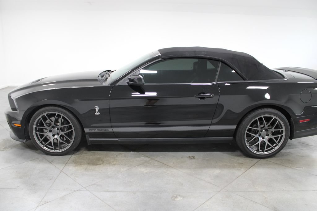 Used 2012 Ford Mustang Shelby GT500 w/ SVT Performance Pkg RWD image 6