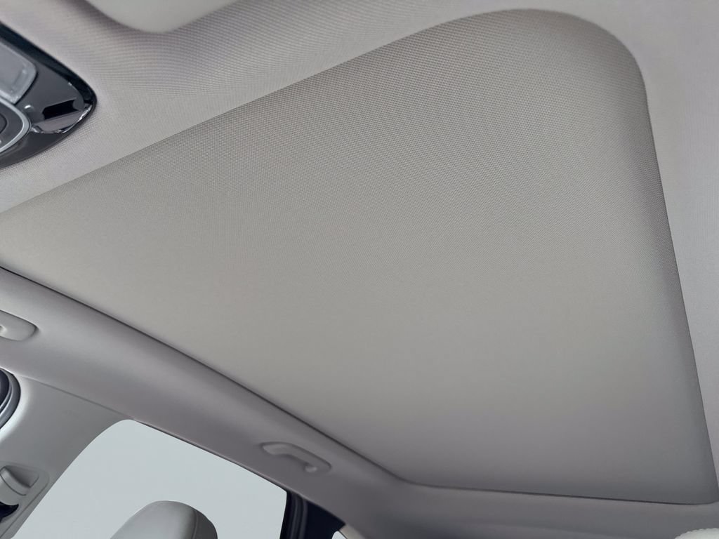 Used 2025 Hyundai Tucson Limited FWD image 30