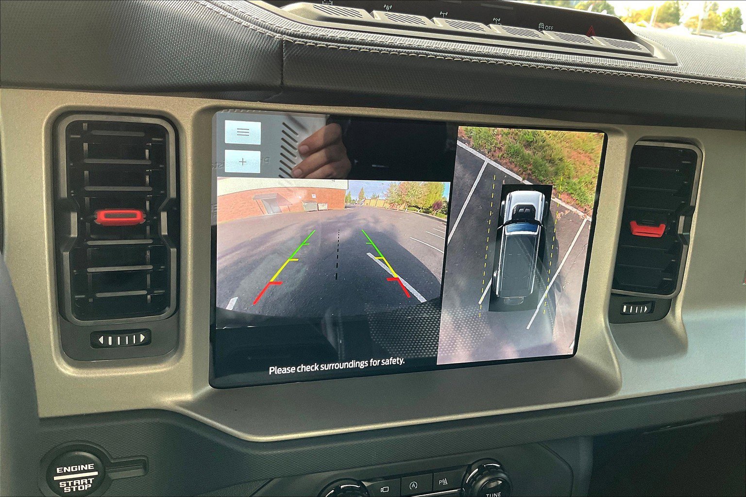 Used 2024 Ford Bronco Raptor w/ Interior Carbon Fiber Pack 6 image 21