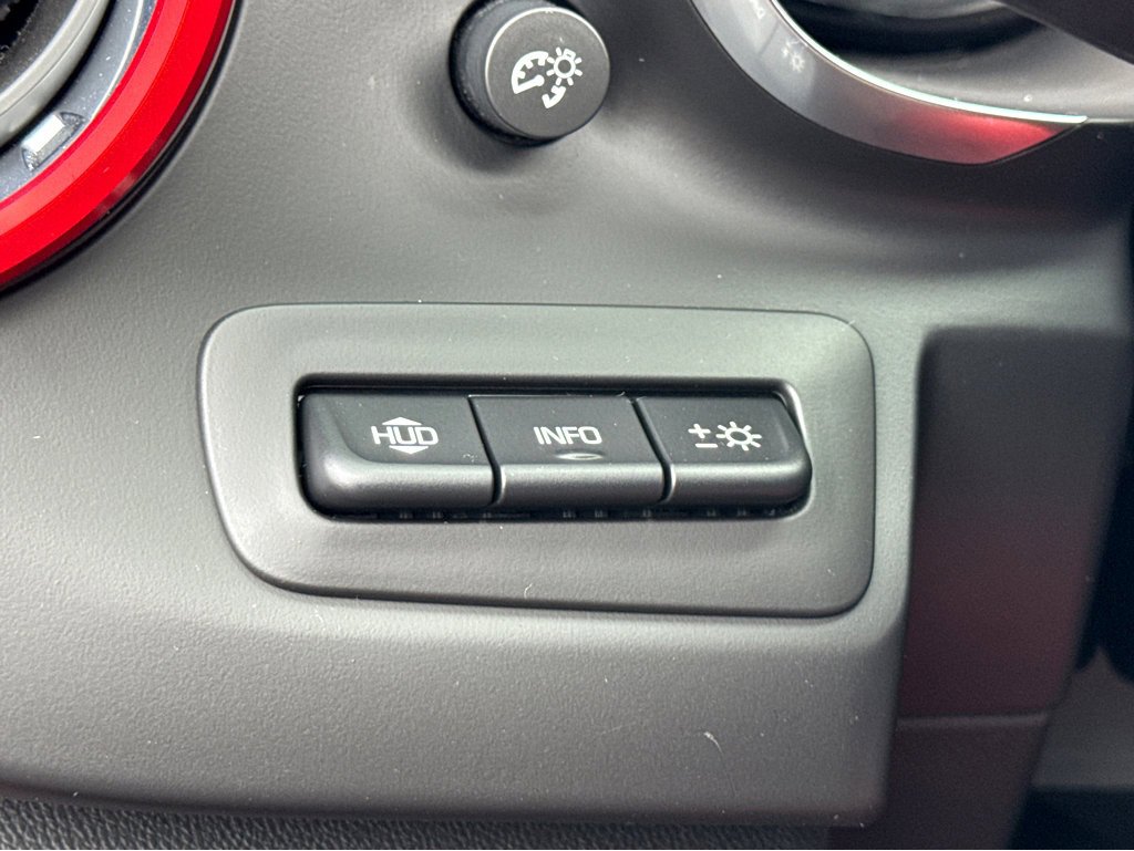 Used 2021 Chevrolet Camaro SS image 15