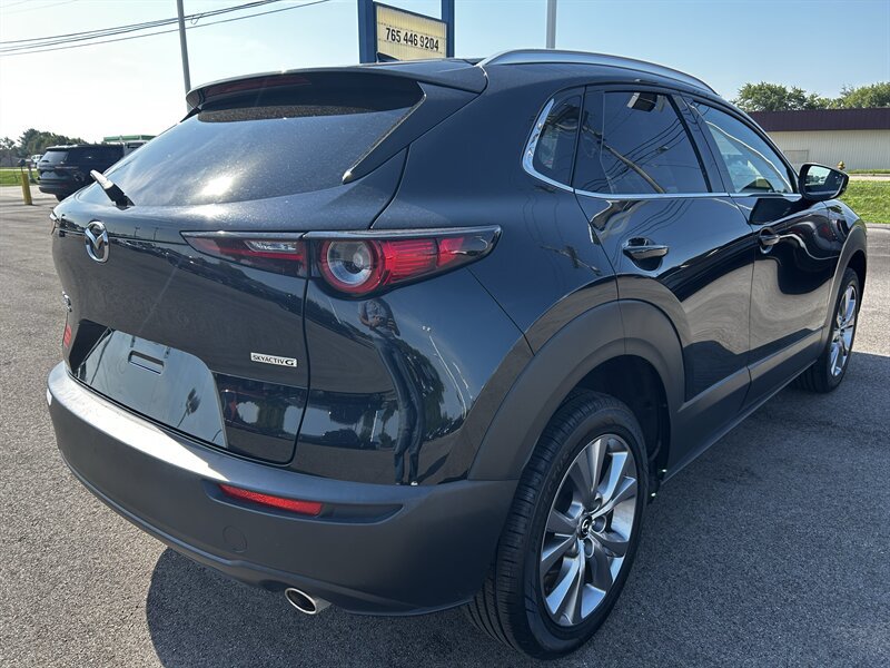 Used 2024 MAZDA CX-30 AWD 2.5 S w/ Premium Package image 3
