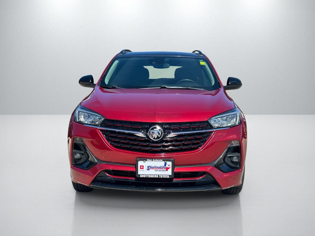 Used 2020 Buick Encore GX Select w/ Sport Touring Package FWD image 2