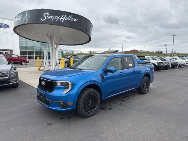 New 2025 Ford Maverick Lobo