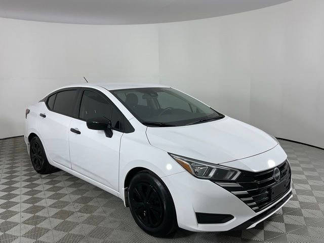 Used 2024 Nissan Versa S w/ Trunk Package image 3