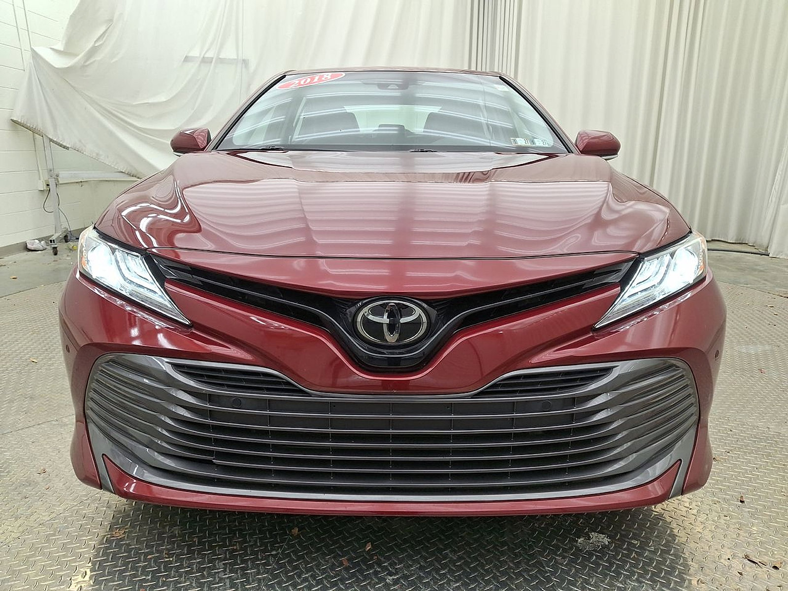 Certified 2018 Toyota Camry XLE image 29