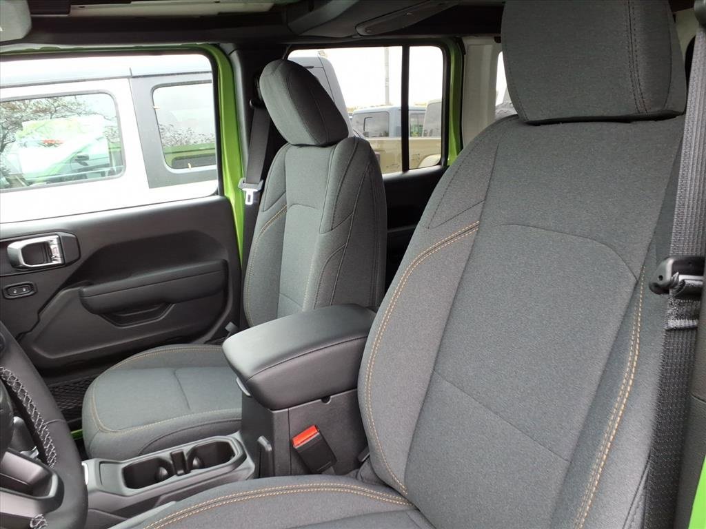 New 2026 Jeep Wrangler Sahara image 9