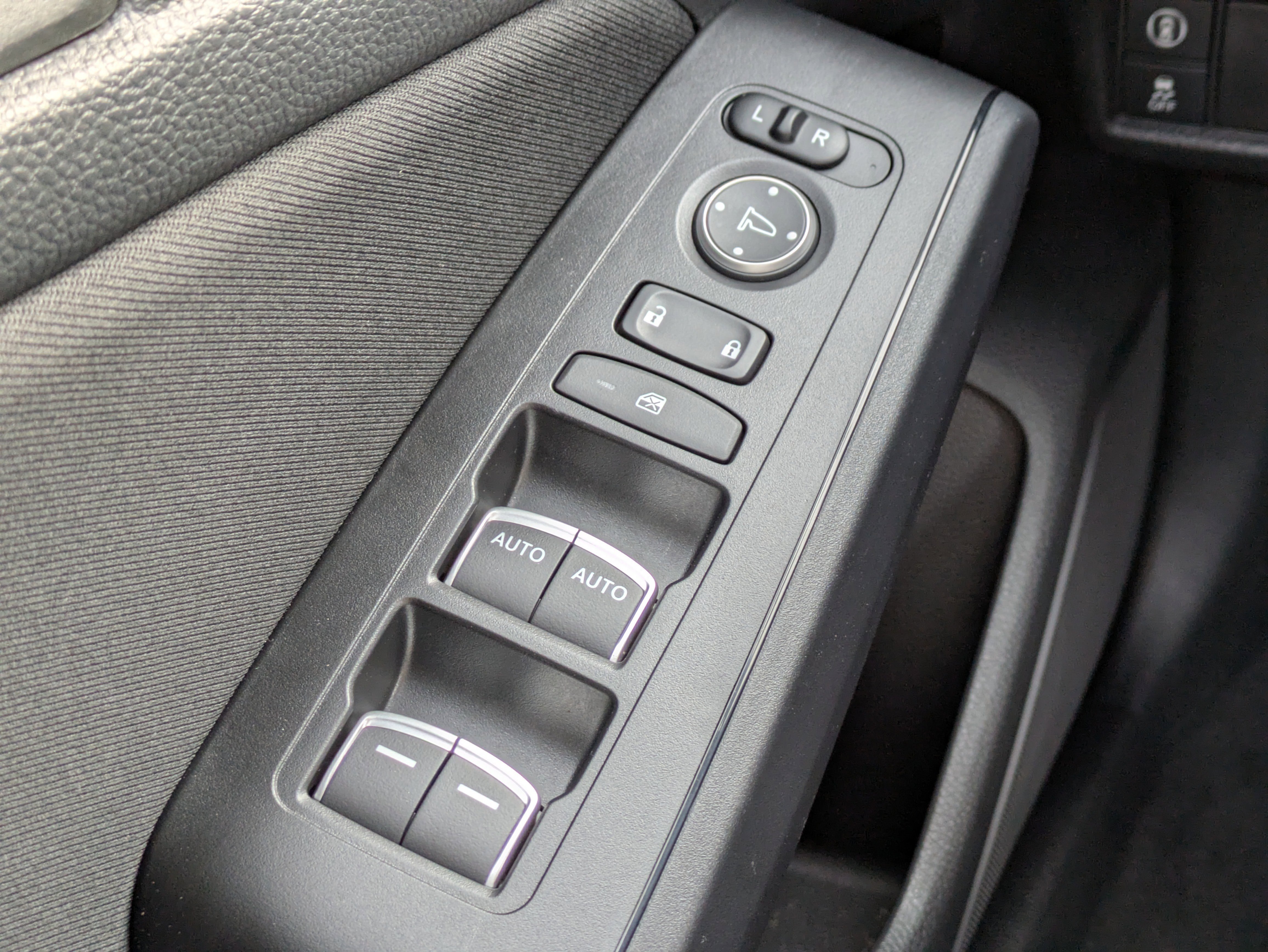 Certified 2022 Honda Civic Sport image 33