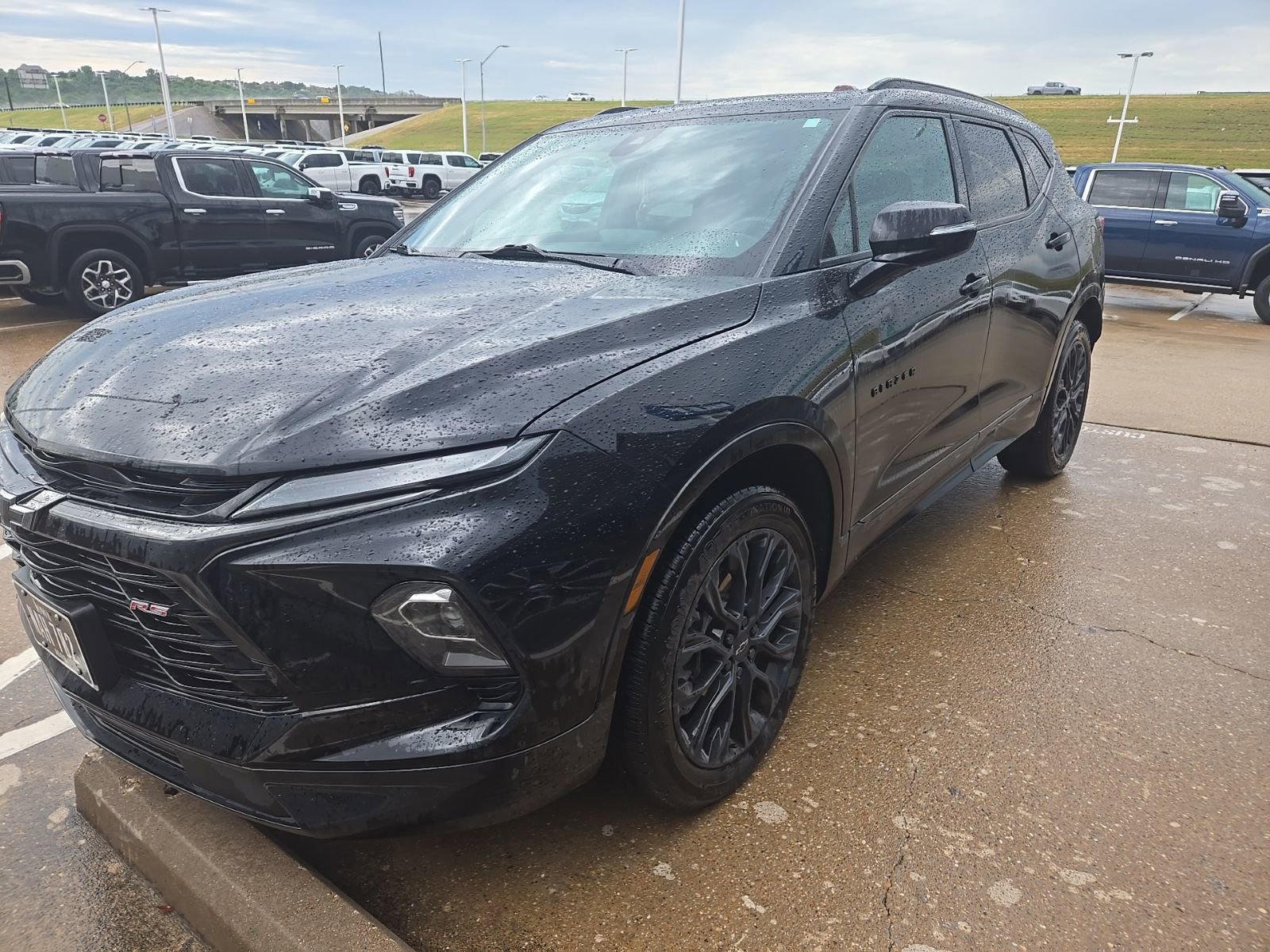 Used 2023 Chevrolet Blazer RS w/ Driver Confidence II Package image 2