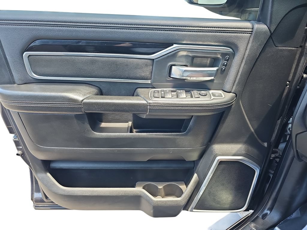 Used 2020 RAM 2500 Laramie w/ Night Edition AWD/4WD image 26