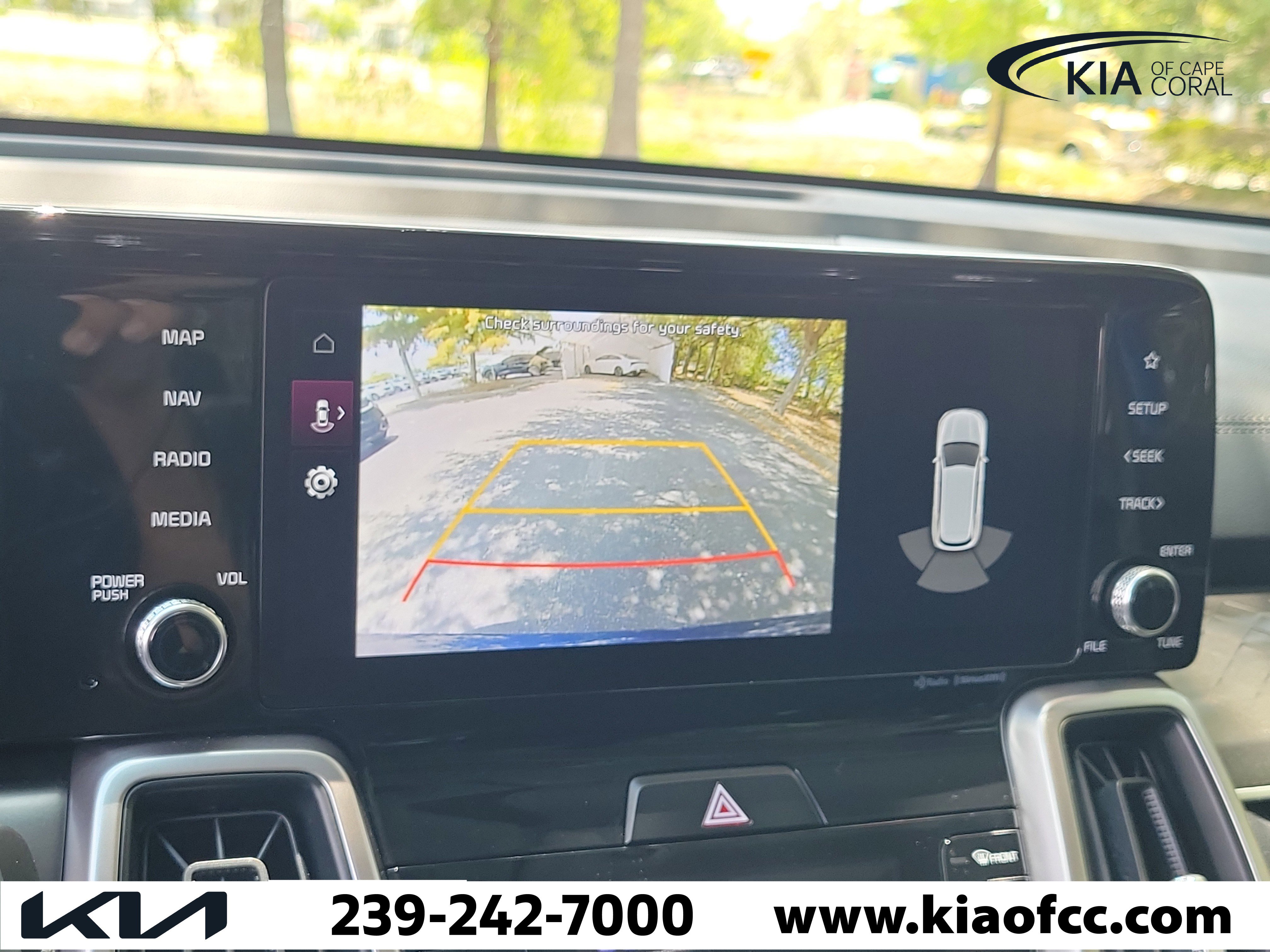 Used 2022 Kia Sorento S w/ Panoramic Sunroof Package FWD image 28