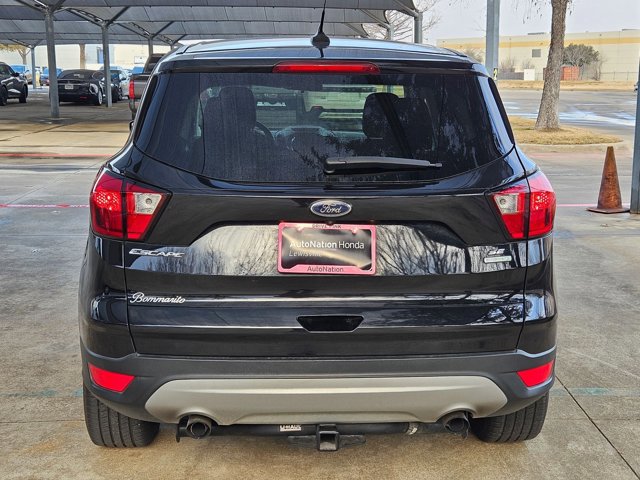 Used 2019 Ford Escape SE image 6