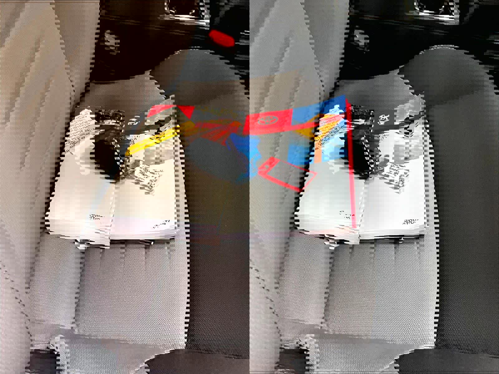 Used 2025 Toyota Tacoma TRD Off-Road image 30