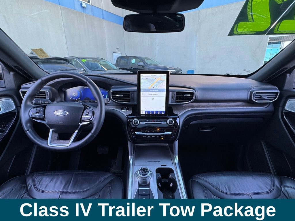 Used 2022 Ford Explorer Platinum w/ Equipment Group 601A image 4