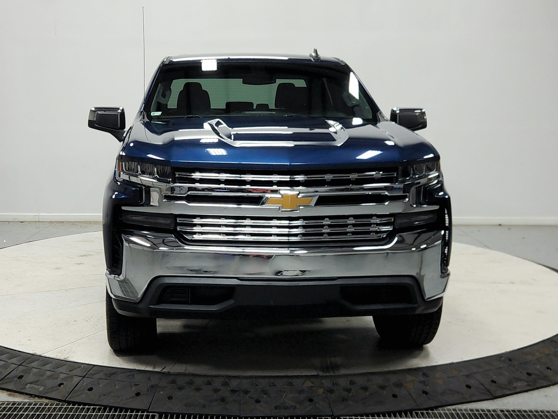 Used 2019 Chevrolet Silverado 1500 LT w/ All-Star Edition RWD image 3