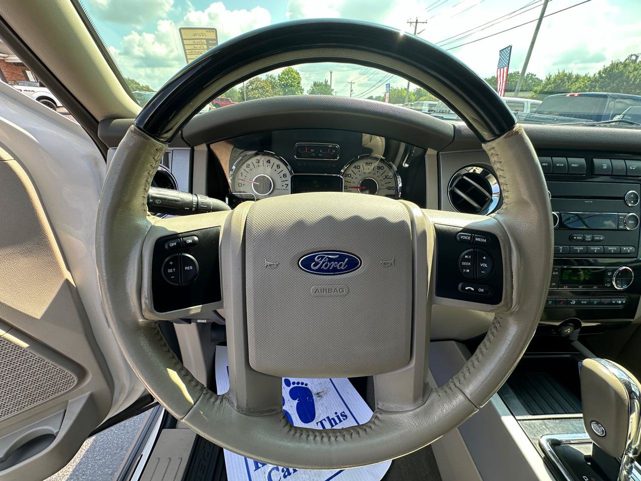 Used 2012 Ford Expedition Limited AWD/4WD image 14