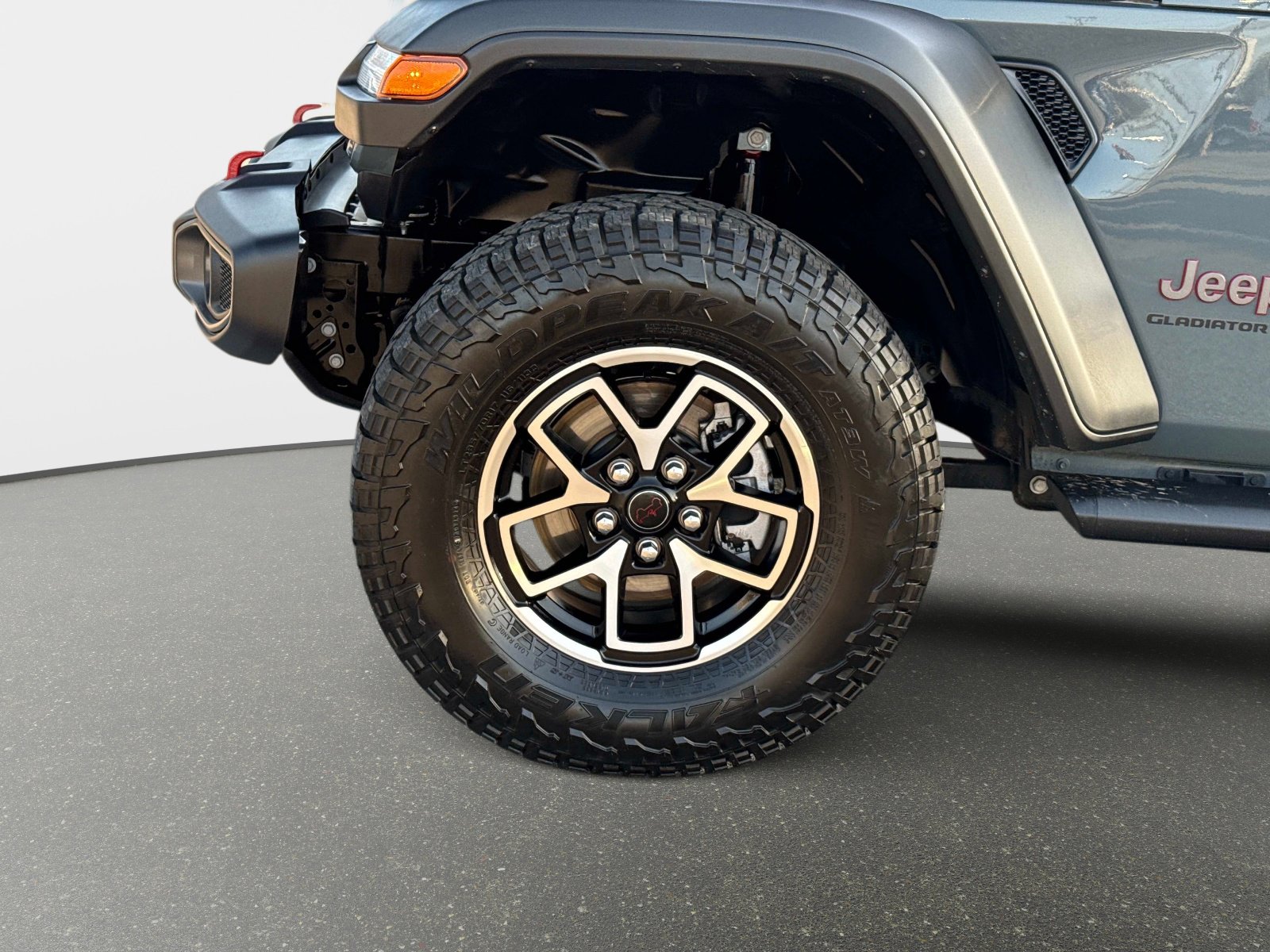 Certified 2025 Jeep Gladiator Rubicon w/ Safety Group image 11