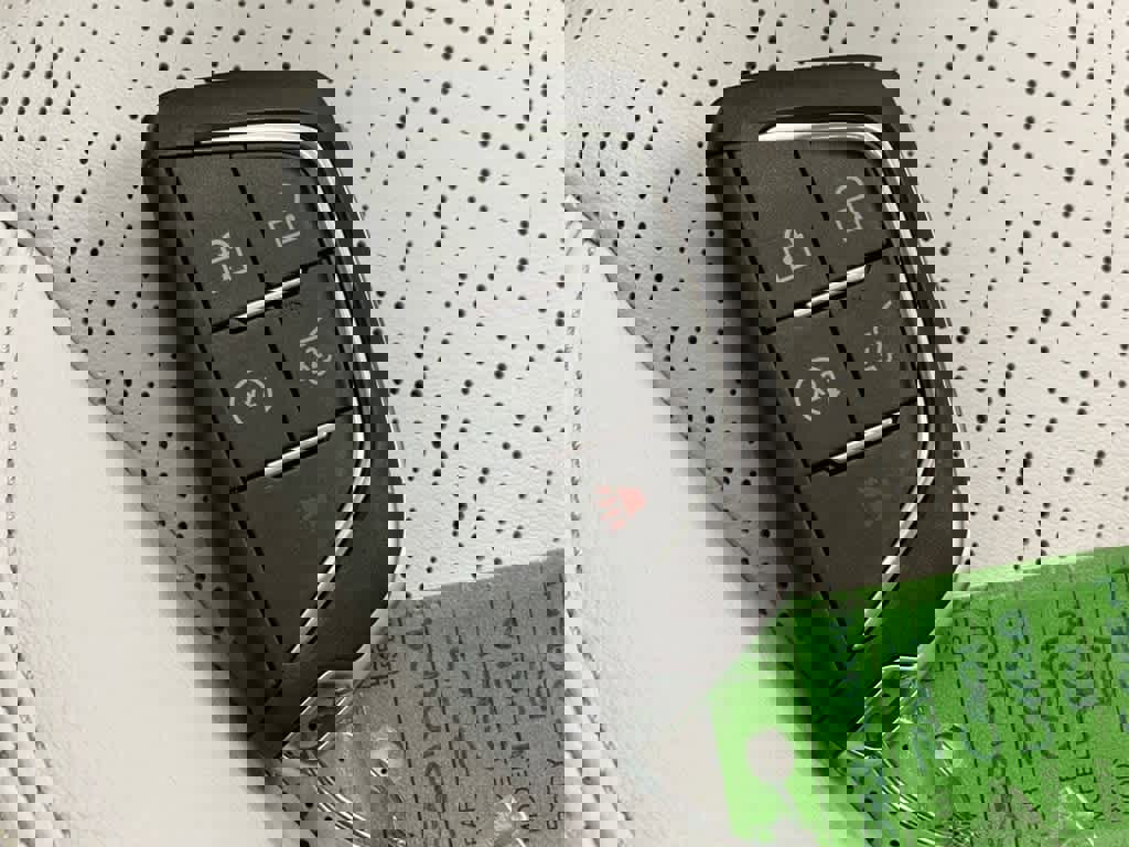 Certified 2025 Cadillac Lyriq Luxury w/ LPO, Floor Liner Package image 28