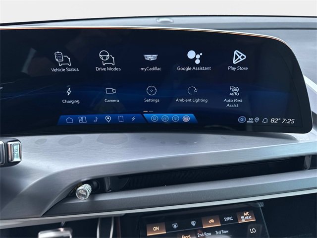 New 2026 Cadillac Vistiq Sport image 23