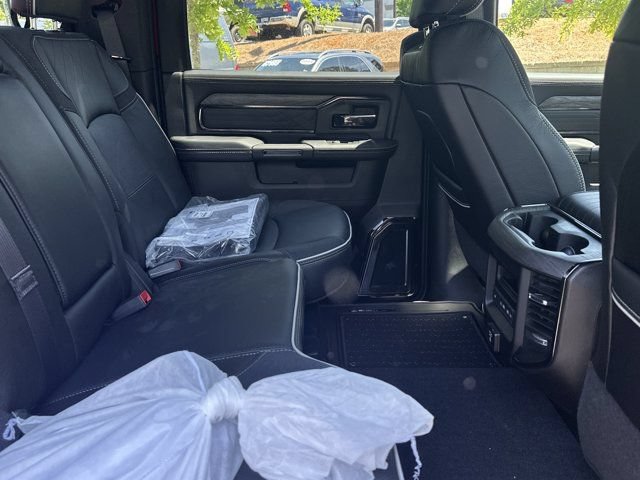 New 2026 RAM 2500 Limited AWD/4WD image 18
